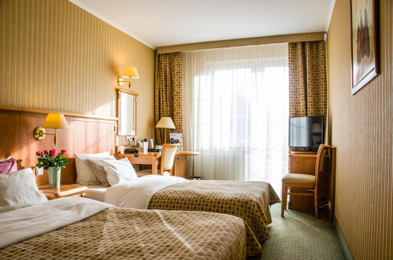 Hotel Verde Кошалин Екстериор снимка