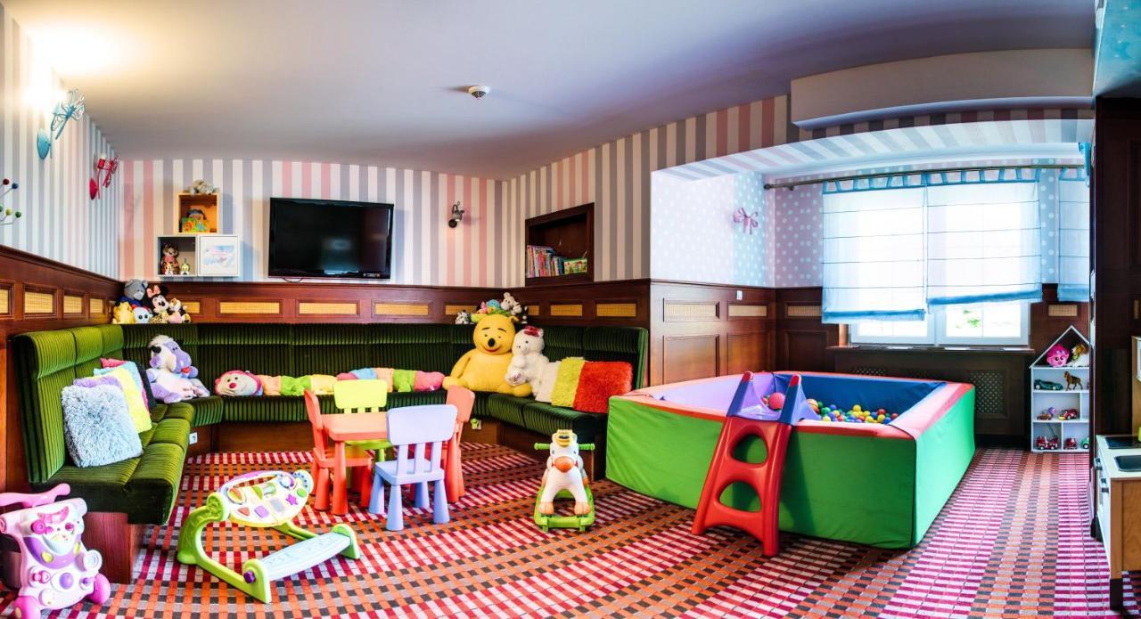 Hotel Verde Кошалин Екстериор снимка