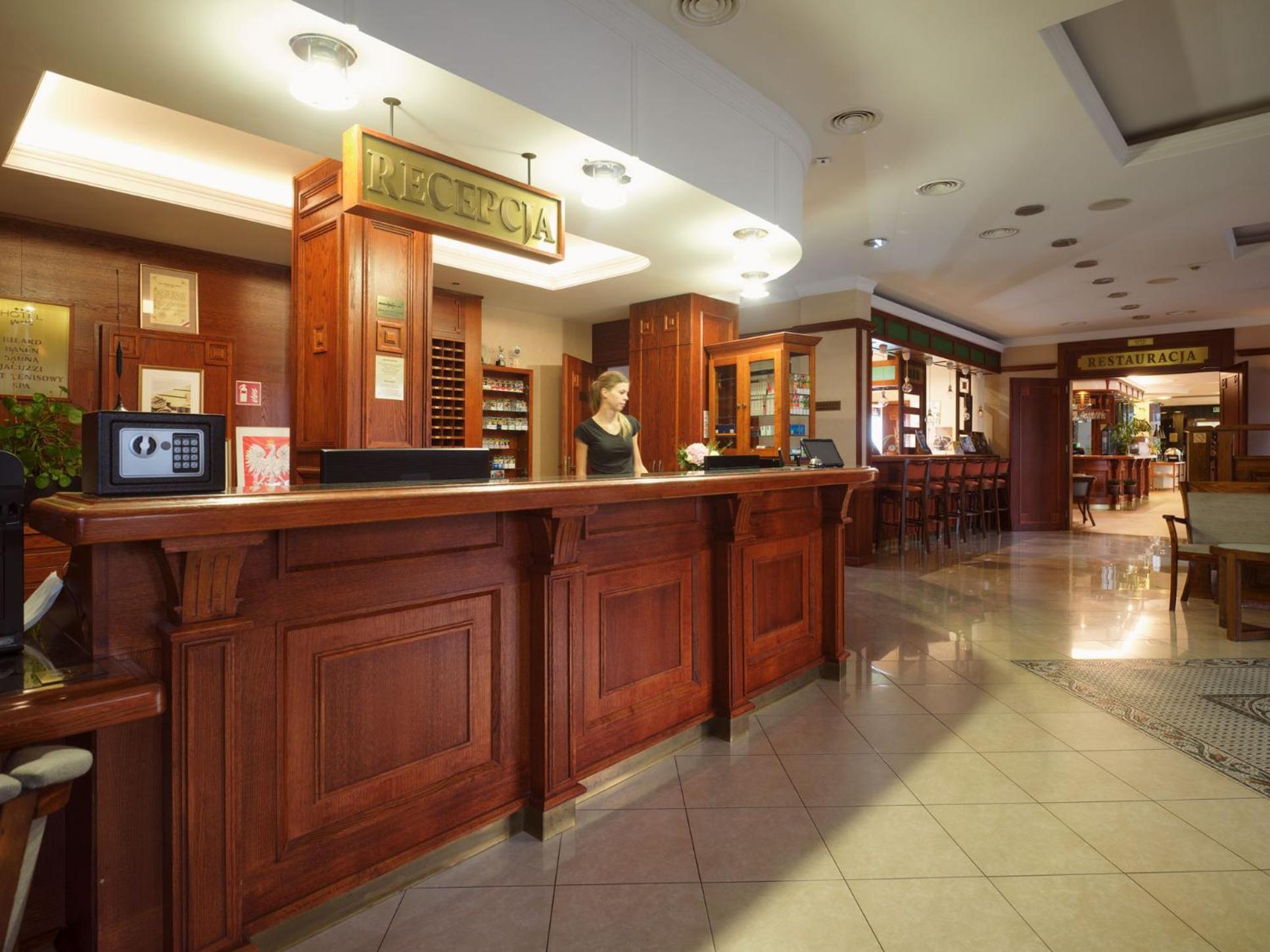 Hotel Verde Кошалин Екстериор снимка